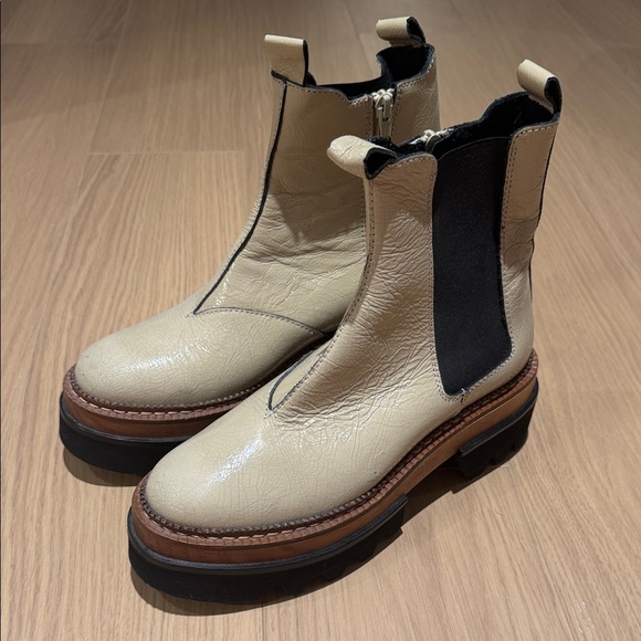 Free People Vance Double Tab Chelsea Platform boots in crackle‎ patent leather - Picture 3 of 10